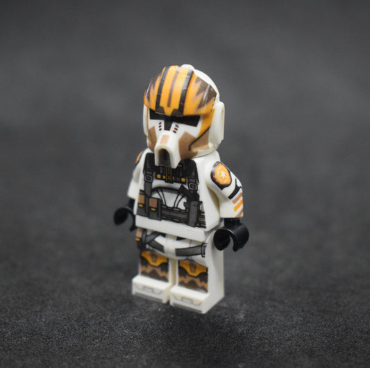 LSWCustomShop 2020P2 Pilot 57th Lieutenant (Decaled)