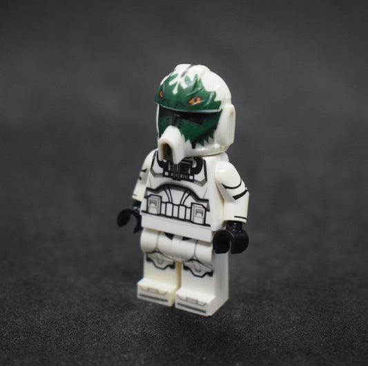 LSWCustomShop 2020P2 Pilot Goji (Decaled)