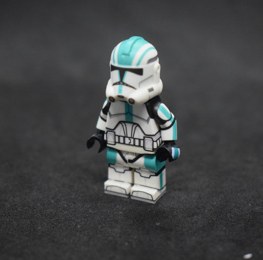 AVFigures AP2 Howzer Unit Officer Trooper (Decaled)