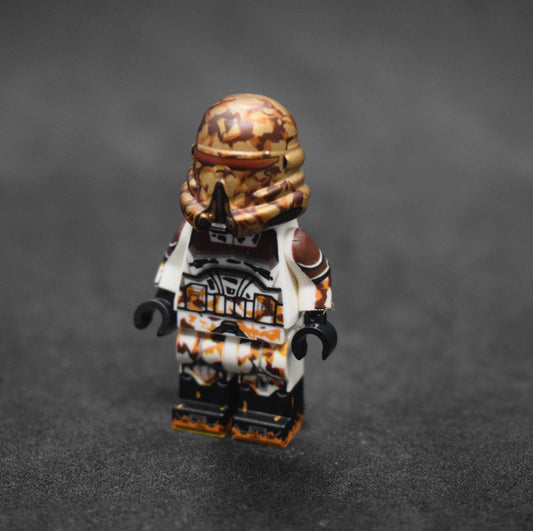 LSWCustomShop Airborne Gold Camo Trooper (Decaled)