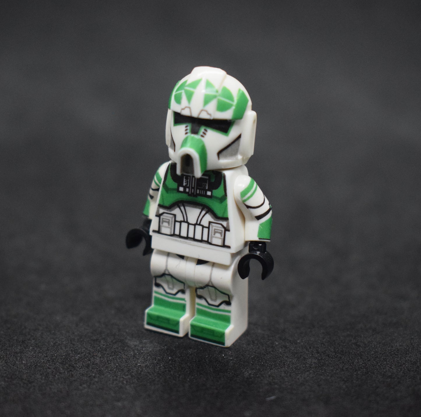 LSWCustomShop 2020P2 Pilot Mandalore (Decaled)