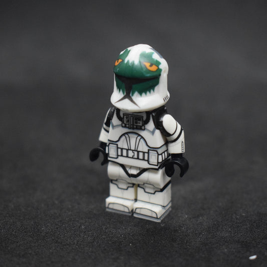 AVFigures AP1 Pilot Goji (Decaled)