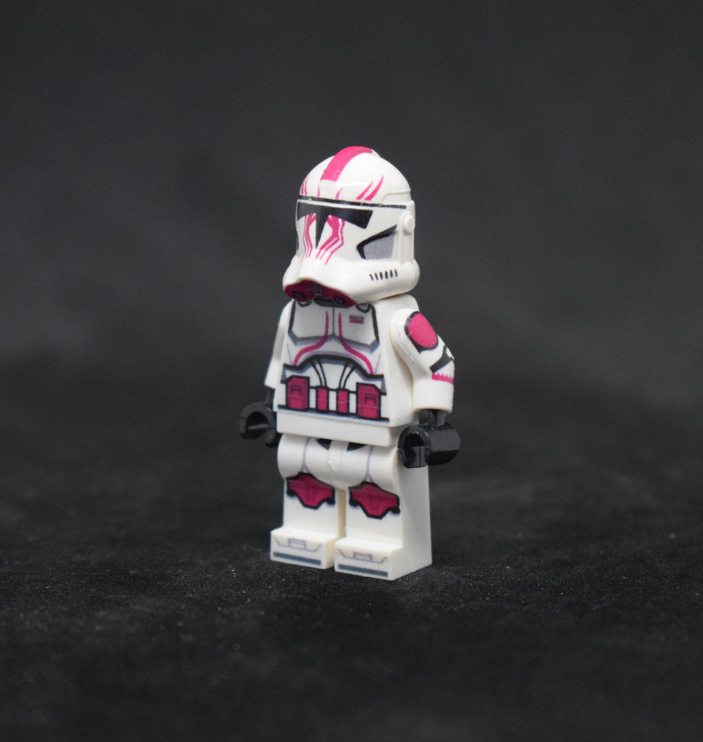 LSWCustomShop 20P2 Pink Trooper (Decaled)