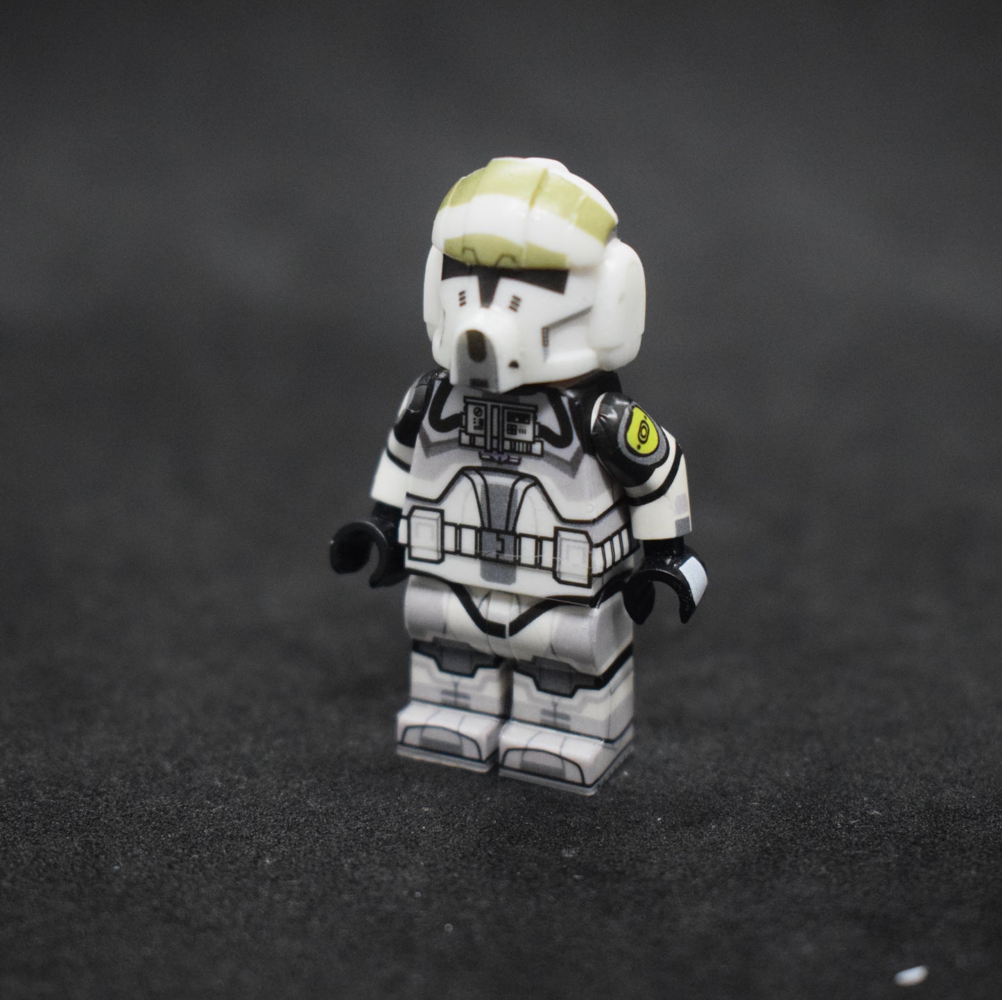 AVFigures Phase 2 Pilot Engle (Decaled)